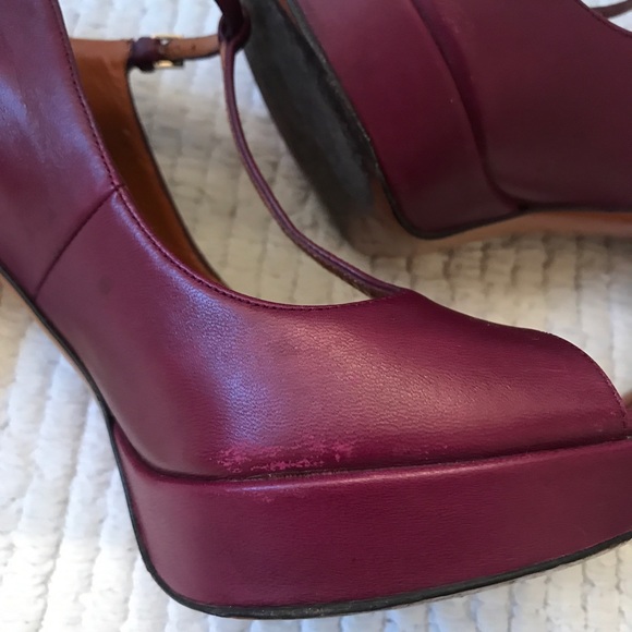 Gucci Heels - Picture 7 of 8